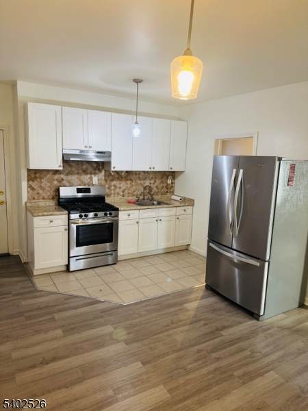 100 Butler St - Photo 1