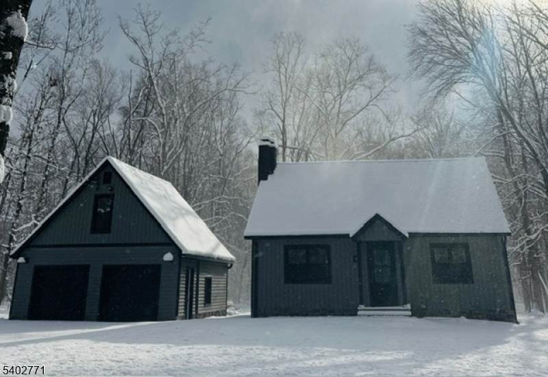 347 Zion Rd - Photo 1