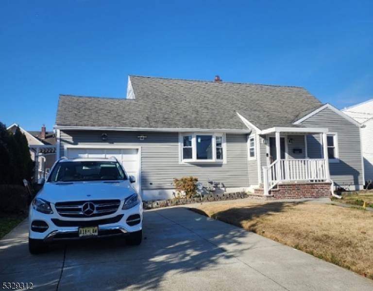 1925 Verona Ave - Photo 1