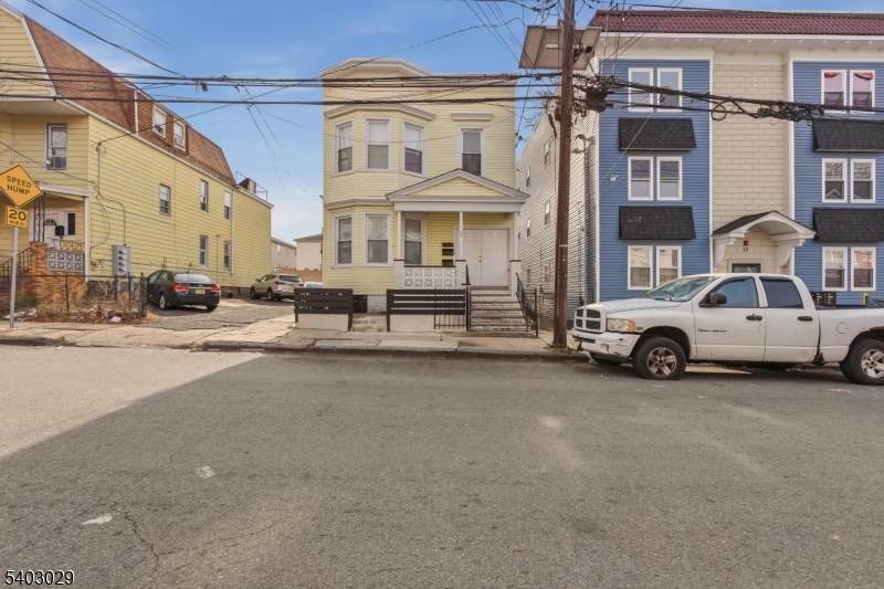 36 Tillinghast St - Photo 1