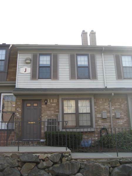 181 Long Hill - Photo 1