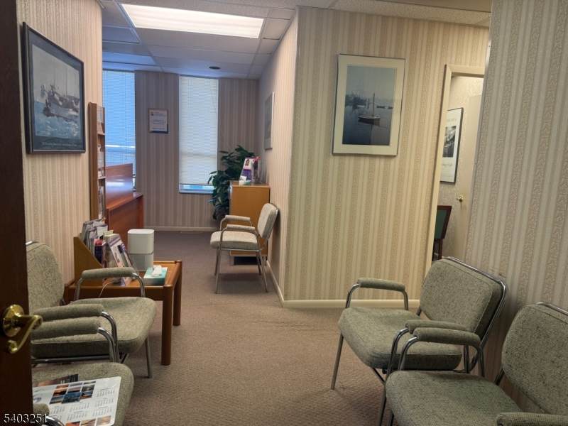 191 Hamburg Tpke - Photo 1