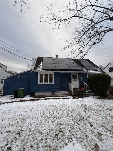 14 Colonial Rd - Photo 1