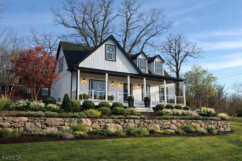 76 Lake Park Ter - Photo 1