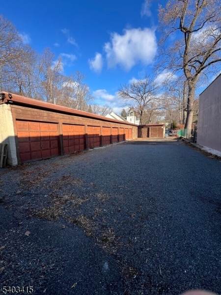 9 Highland Pl - Photo 1