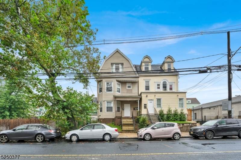 348 13Th Ave - Photo 1