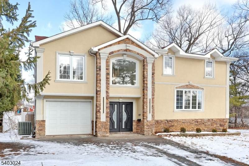 139 Waldwick Ave - Photo 1