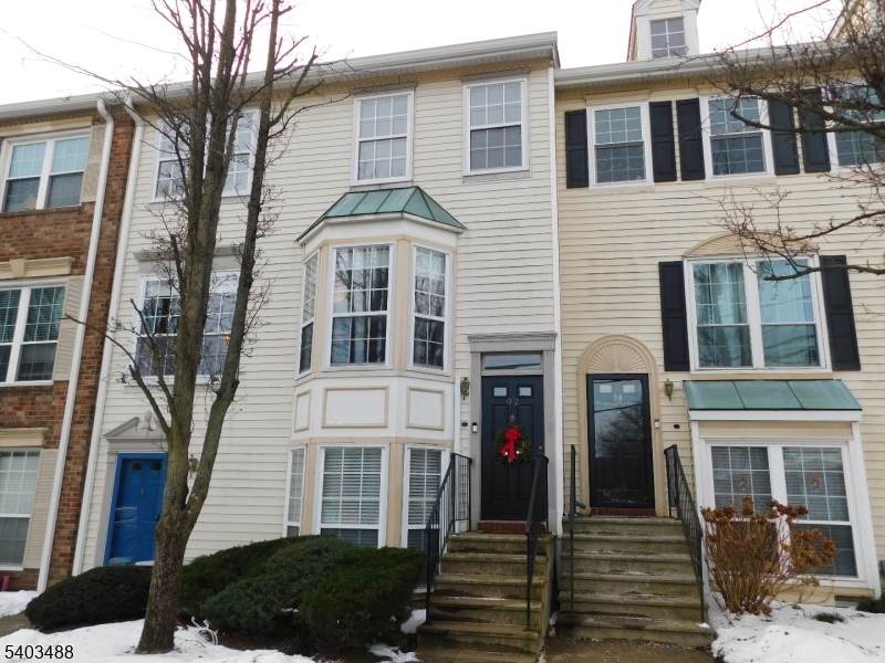 92 13Th Ave - Photo 1