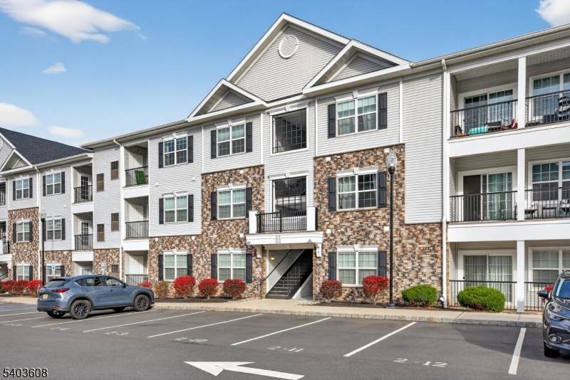 626 Marion Ln - Photo 1