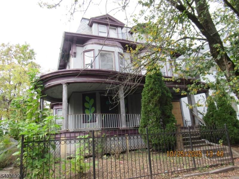 817 S 12Th St - Photo 1