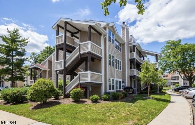 702 Pinehurst-7 - Photo 1