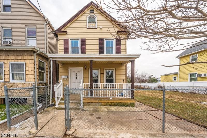 337 Lafayette St - Photo 1