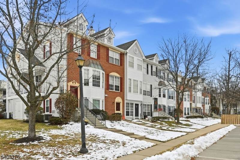 1284 Mulberry Dr - Photo 1