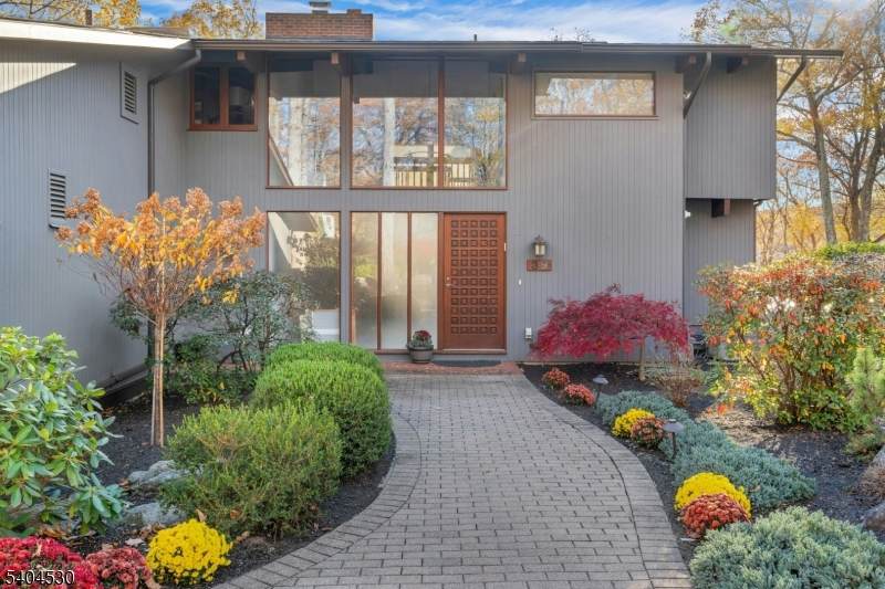 39 Woodland Rd - Photo 1