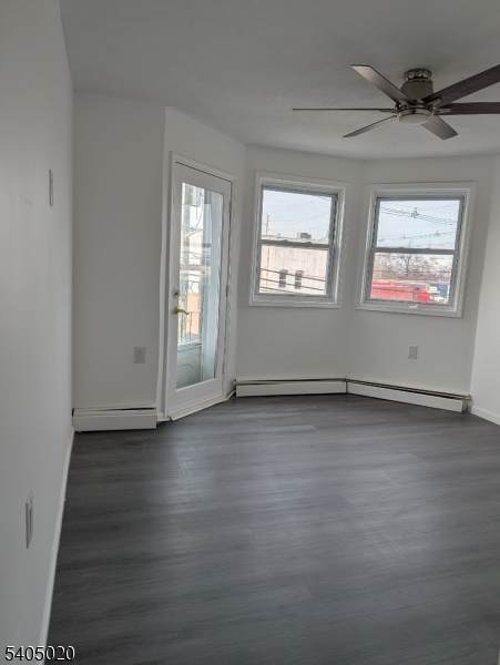 111 6Th St - Photo 1