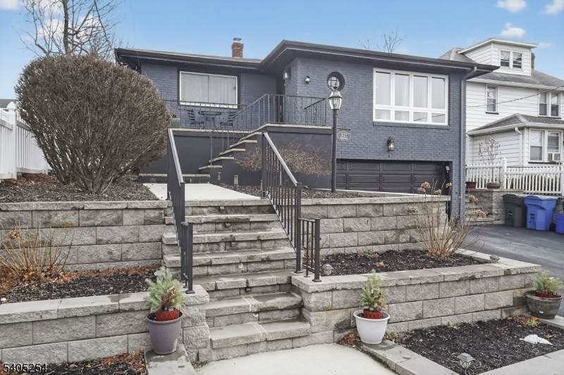 317 Ridge Rd - Photo 1