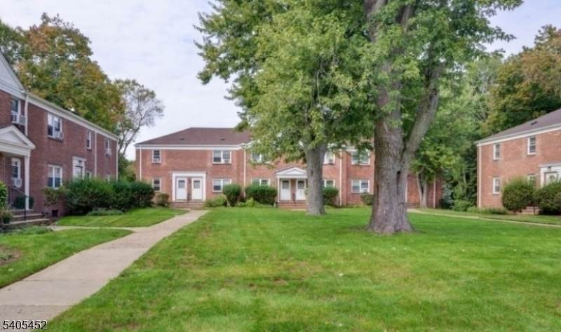 180 Central Ave - Photo 1