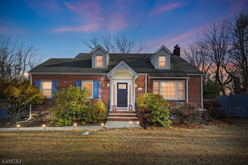 1666 Hamburg Tpke - Photo 1