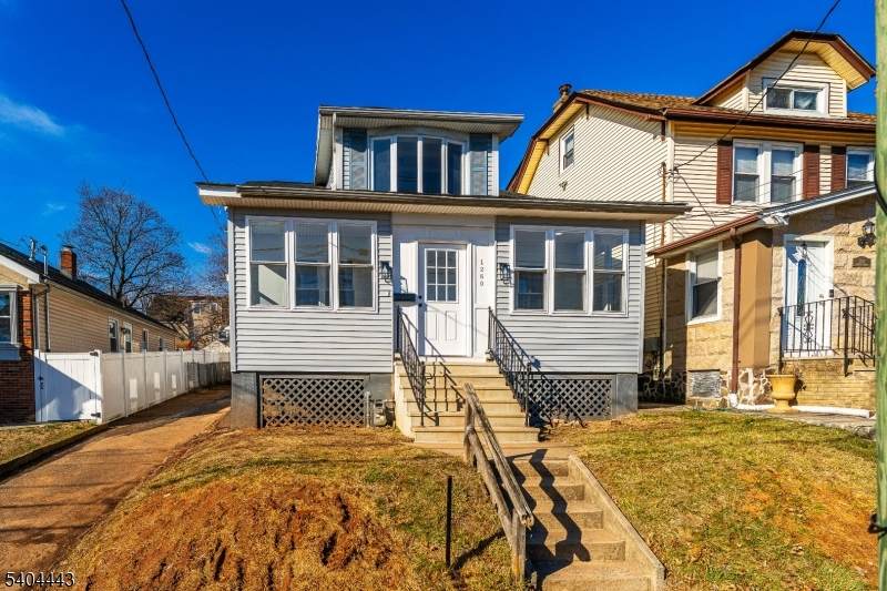 1250 Erhardt St - Photo 1