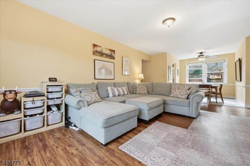 349 Bloomfield Ave - Photo 1