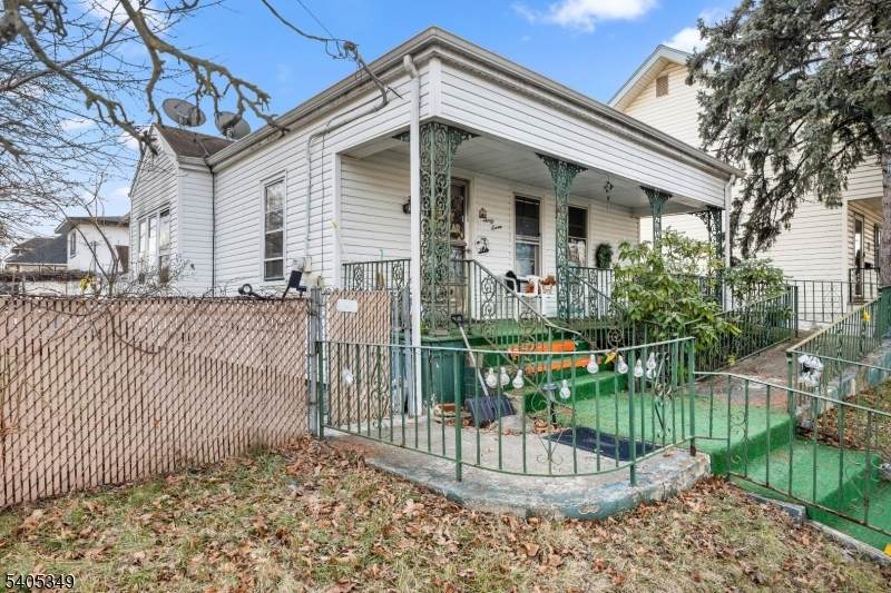 37 Raritan Rd - Photo 1