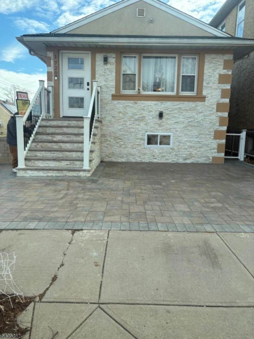 1720 Grier Ave - Photo 1