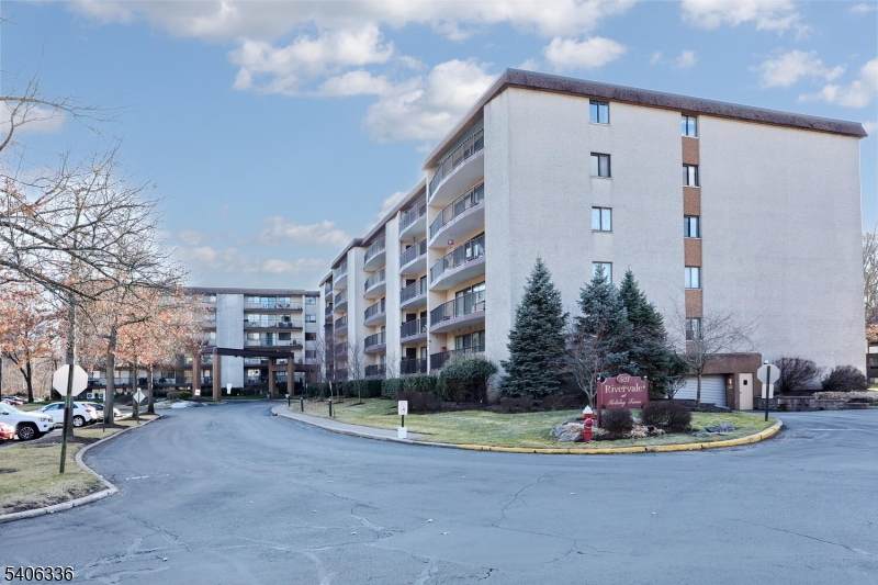 521 Piermont Ave - Photo 1