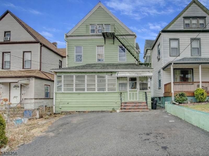 21 High Street - Photo 1