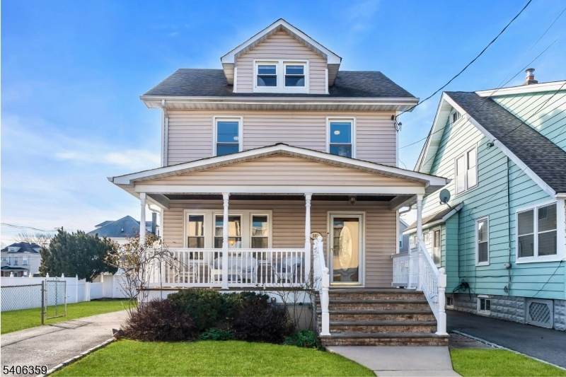 308 Sherman Ave - Photo 1