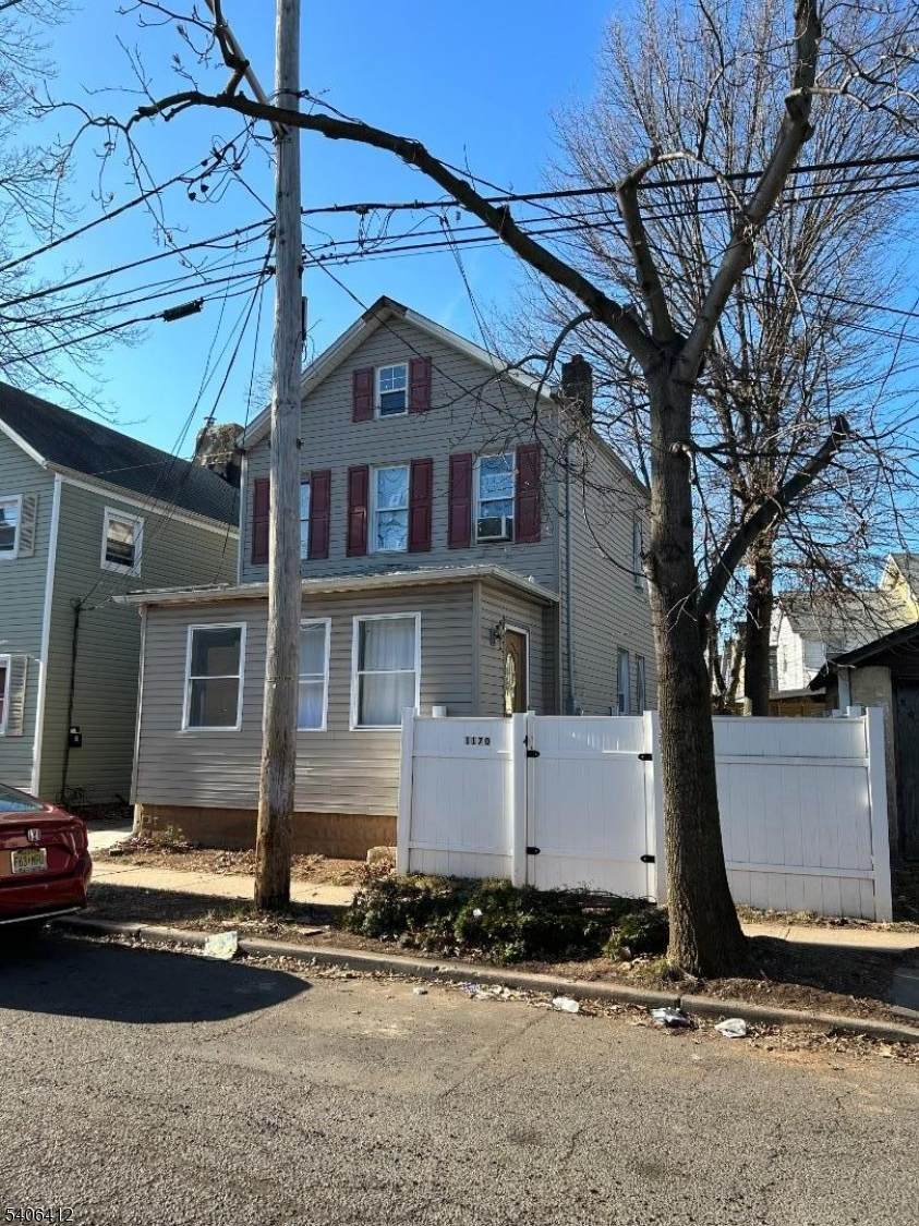 1170 Broad St - Photo 1