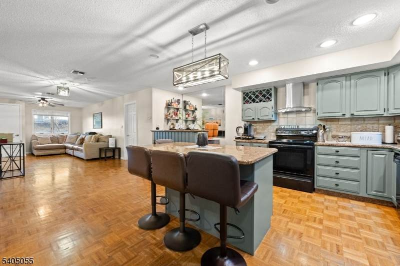 41 Wilson Ave - Photo 1