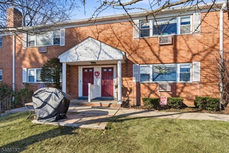 2467 State Rt 10 Bld 13 5-B - Photo 1