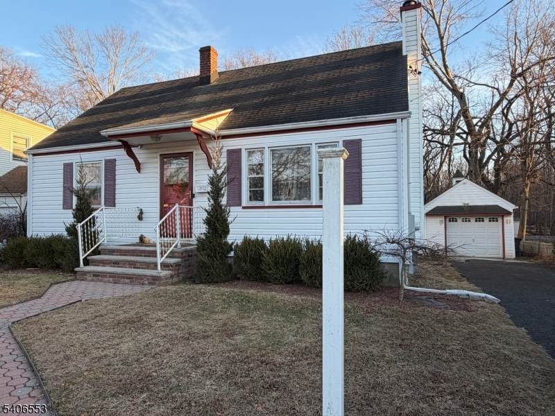 202 Glenside Pl - Photo 1