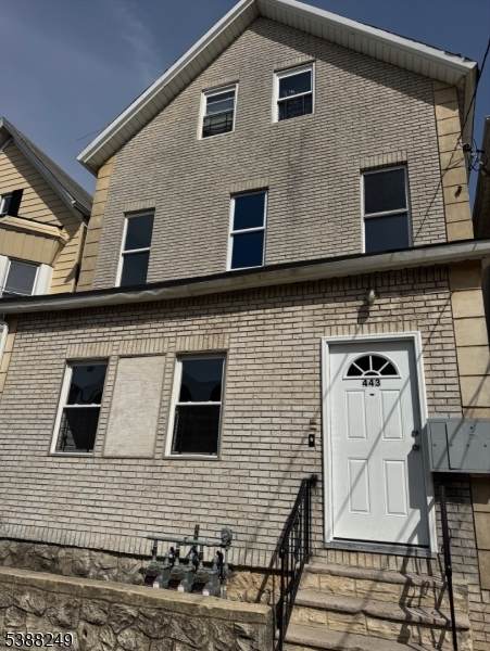 443 Fulton St - Photo 1