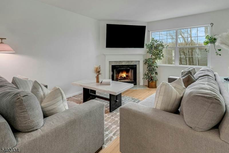 24 Hickory Way - Photo 1