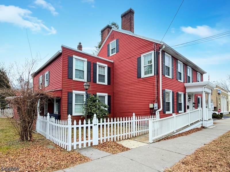 416 Front Street - Photo 1