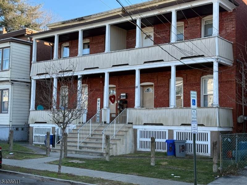 20 Grand St - Photo 1