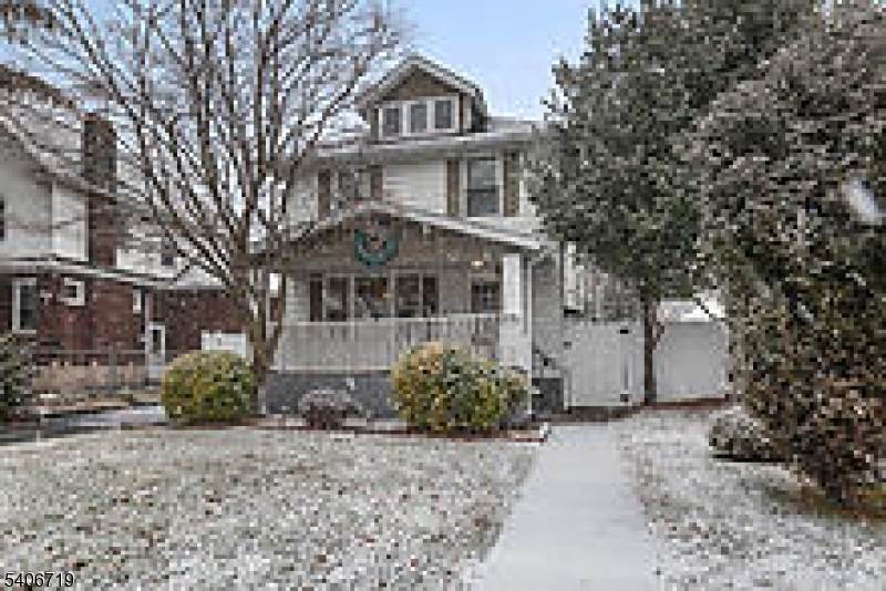 85 Union Ave - Photo 1
