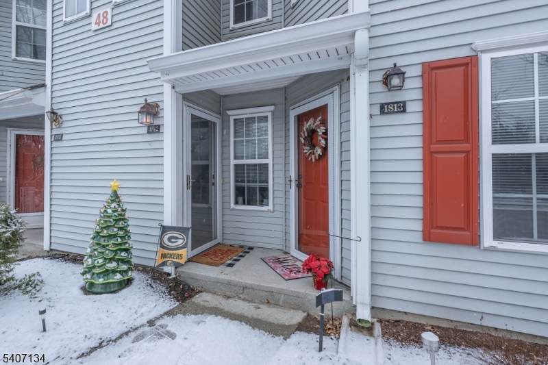 4812 Tudor Dr - Photo 1