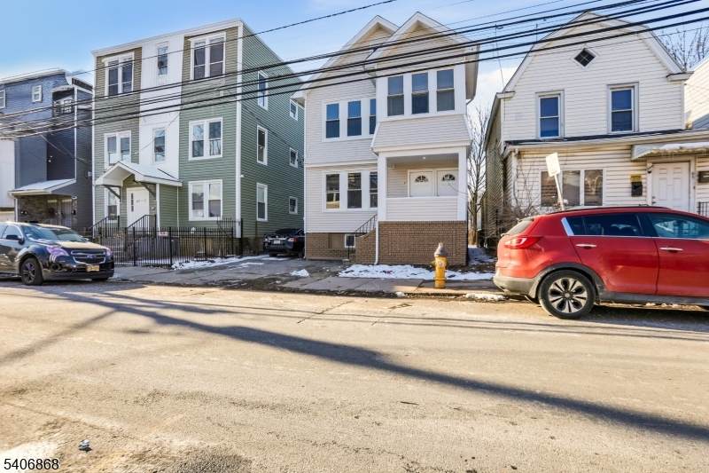 67 Brookdale Ave - Photo 1