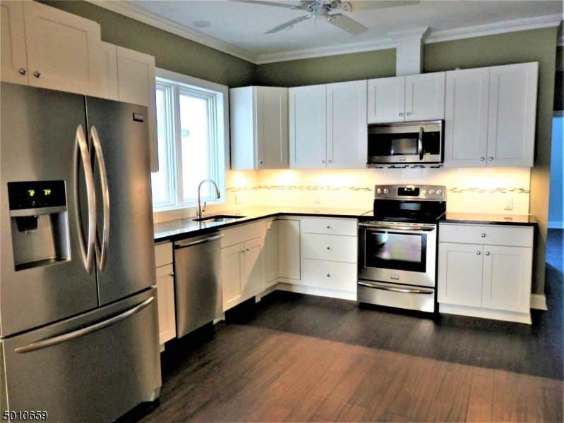 36 Main St - Photo 1