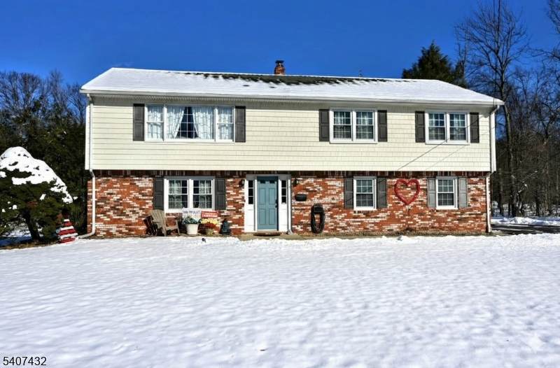 47 Herold Dr - Photo 1