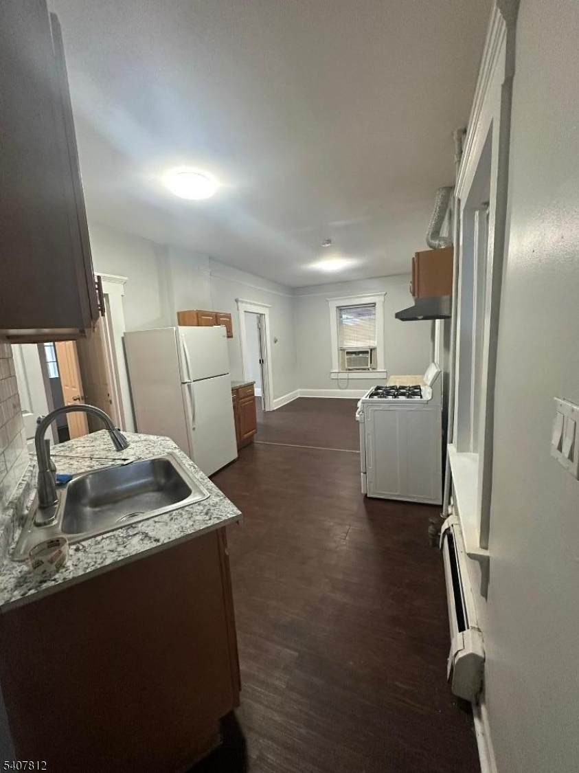 1317 Broadway - Photo 1