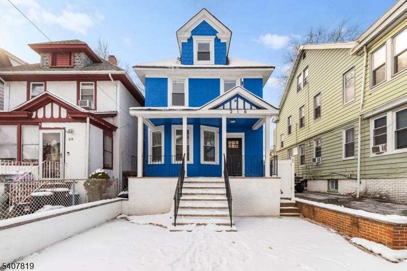 216 Renner Ave - Photo 1