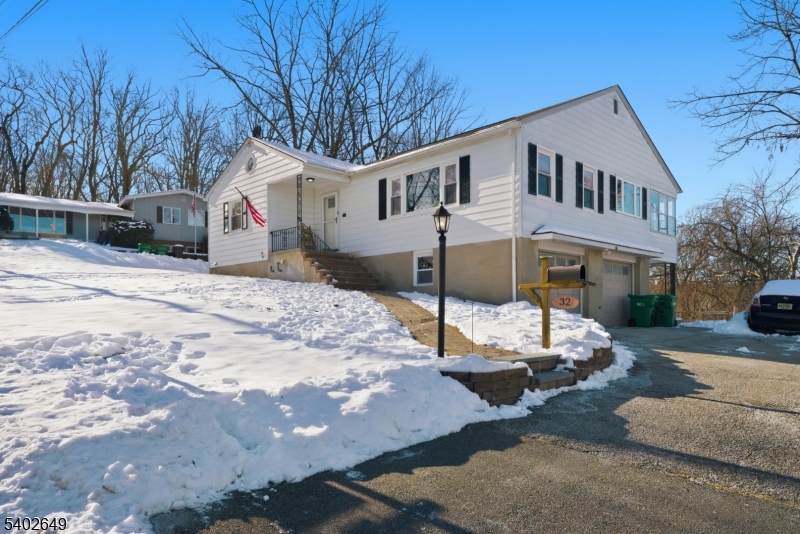 32 Willow St - Photo 1