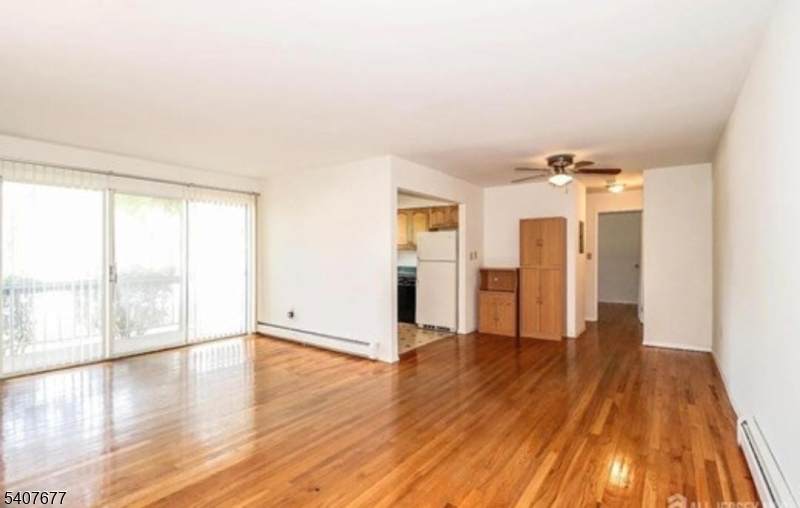 18 Deanna Dr - Photo 1