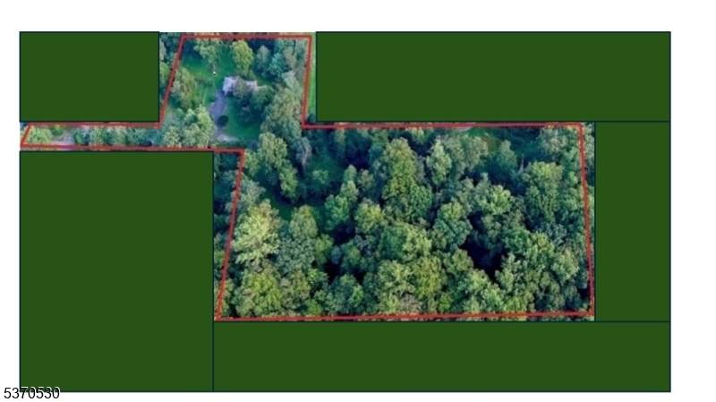 685 Shunpike Rd - Photo 1