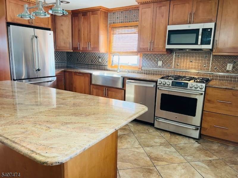 3 Freeman Pl - Photo 1