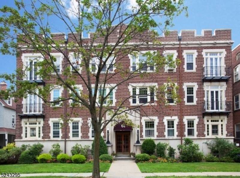 61 So. Fullerton Ave C2002 - Photo 1