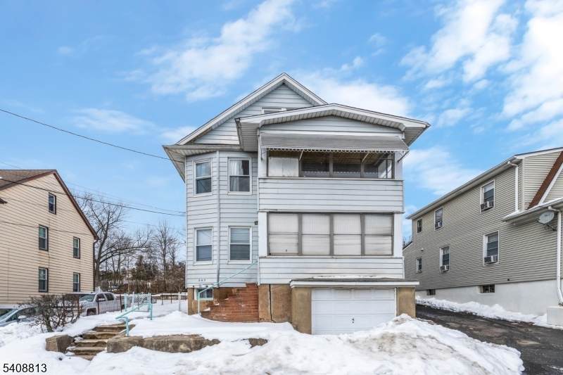 243 N 12Th Pl - Photo 1